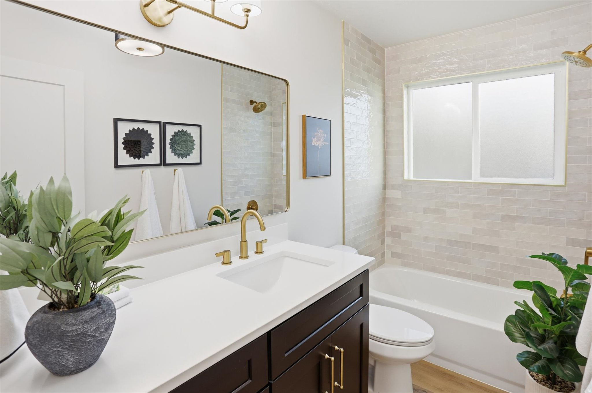 PARK TERRACE - Residential