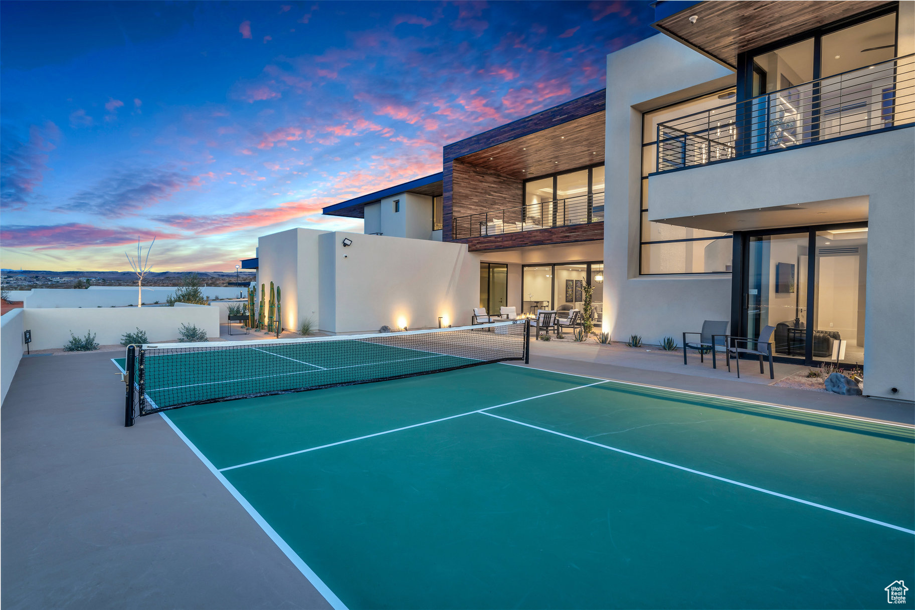 SOLENTE VILLAGE - Residential