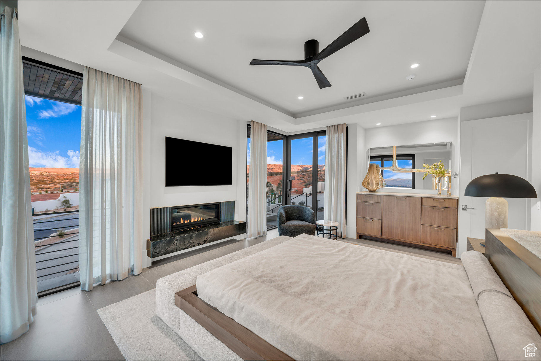 SOLENTE VILLAGE - Residential