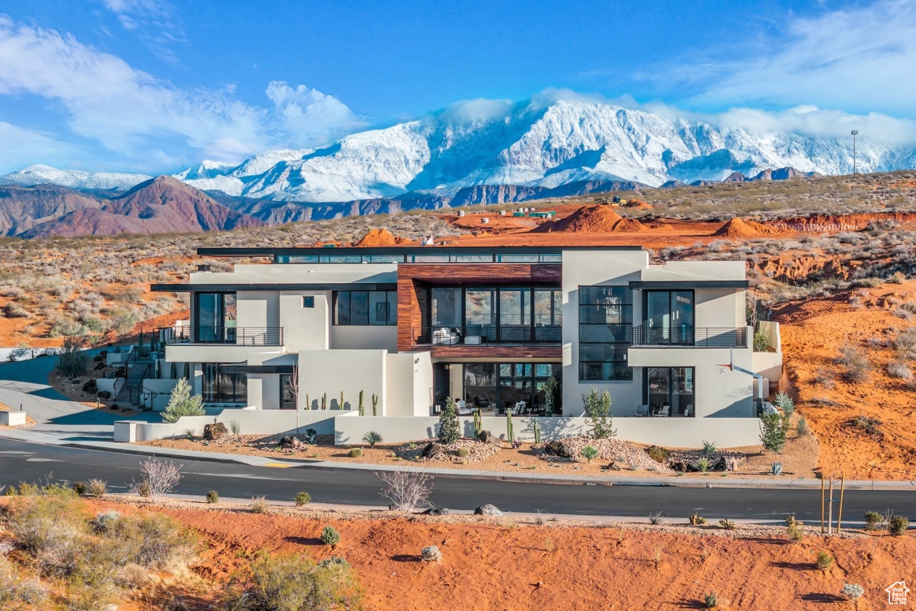 63 E Colima Rd, Washington, Utah image 2