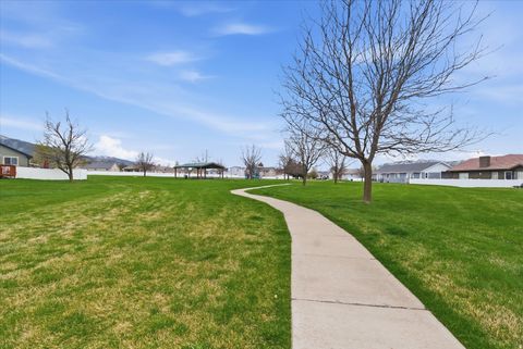 Tiny photo for 456 E 2650 N, North Logan, UT 84341 (MLS # 2146903)
