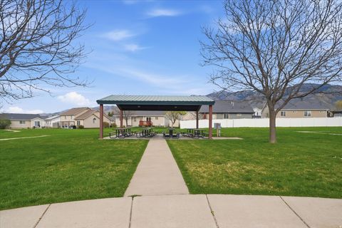 Tiny photo for 456 E 2650 N, North Logan, UT 84341 (MLS # 2146903)