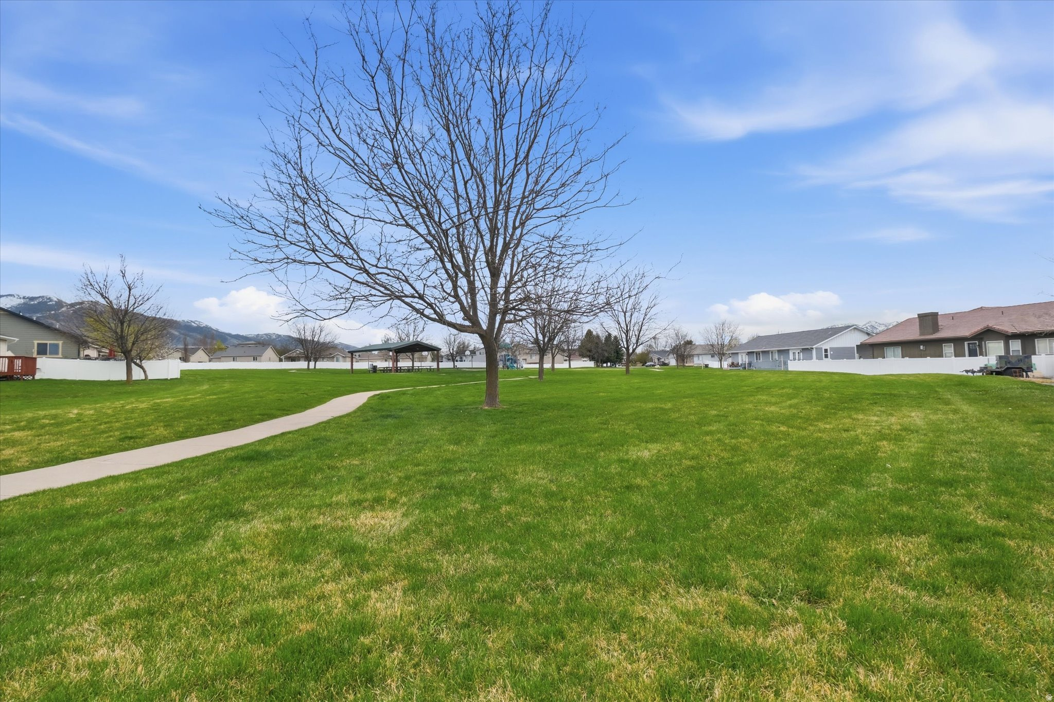 ASPEN MEADOWS - Residential