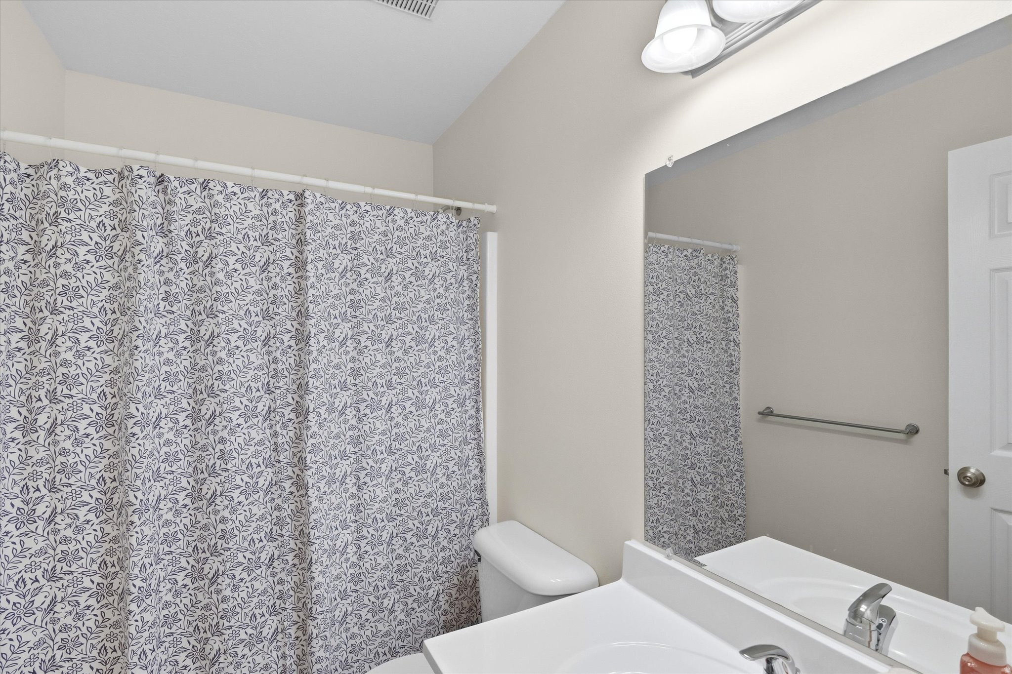 ASPEN MEADOWS - Residential