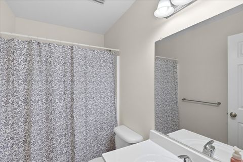 Tiny photo for 456 E 2650 N, North Logan, UT 84341 (MLS # 2146903)