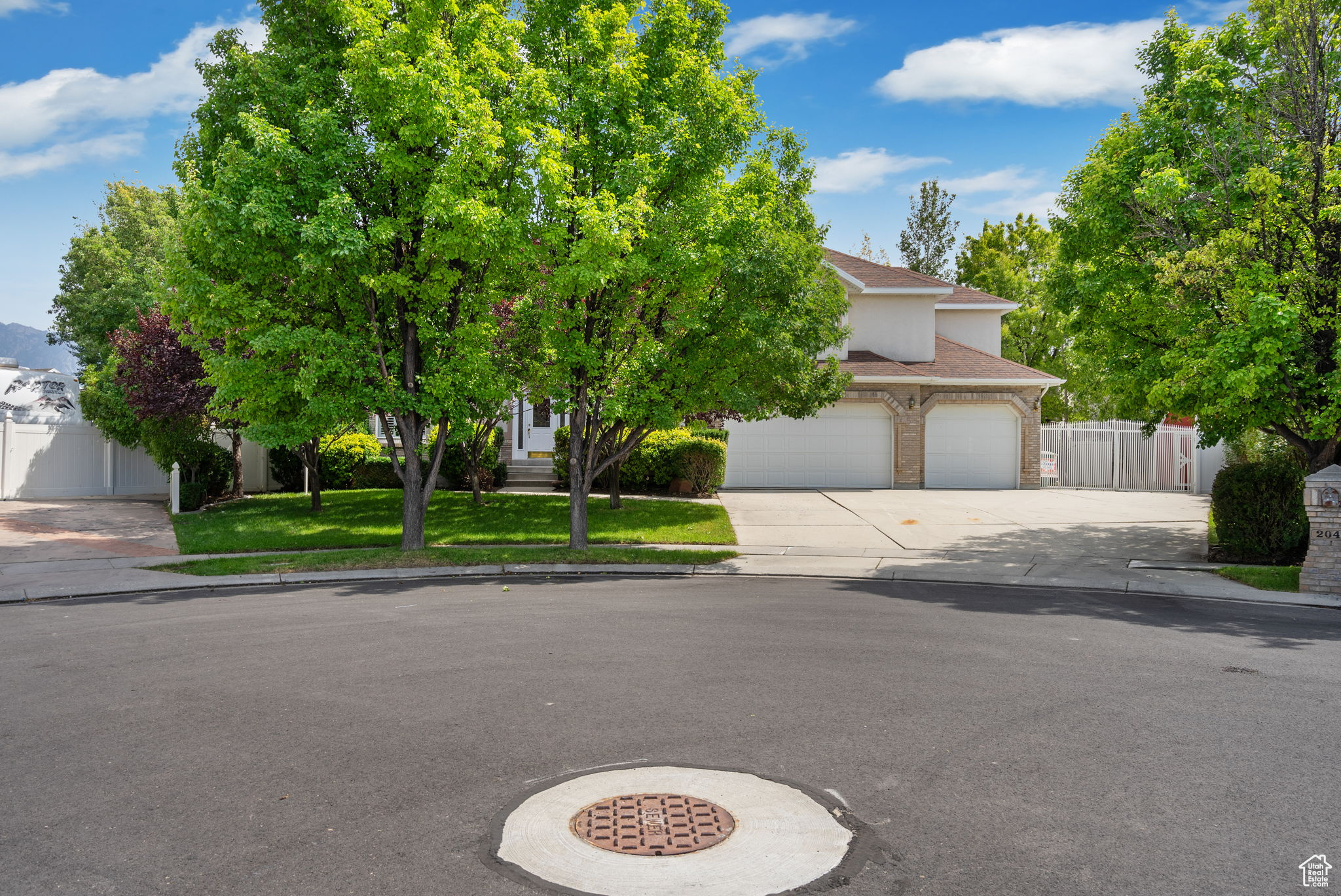 GARDENS OF MOUNTAIN VIEW - Residential