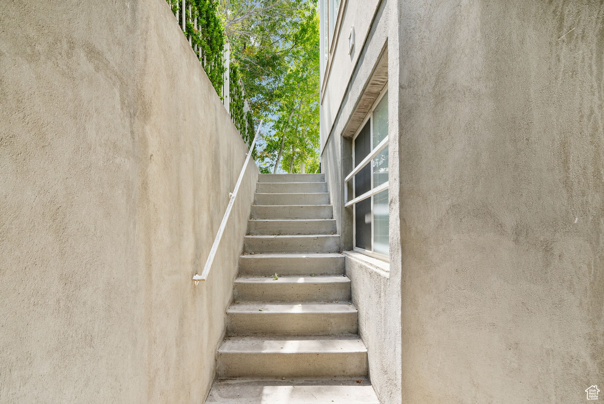 GARDENS OF MOUNTAIN VIEW - Residential