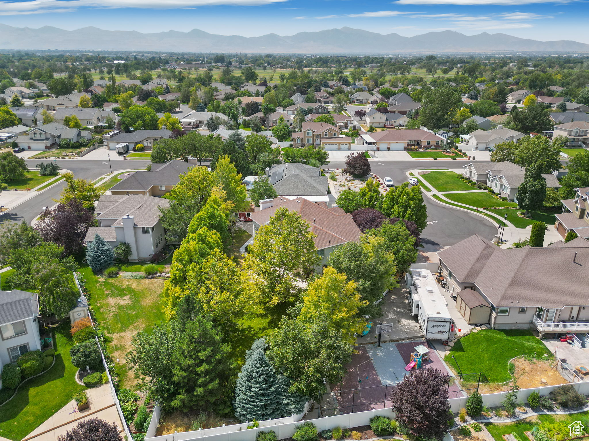 GARDENS OF MOUNTAIN VIEW - Residential