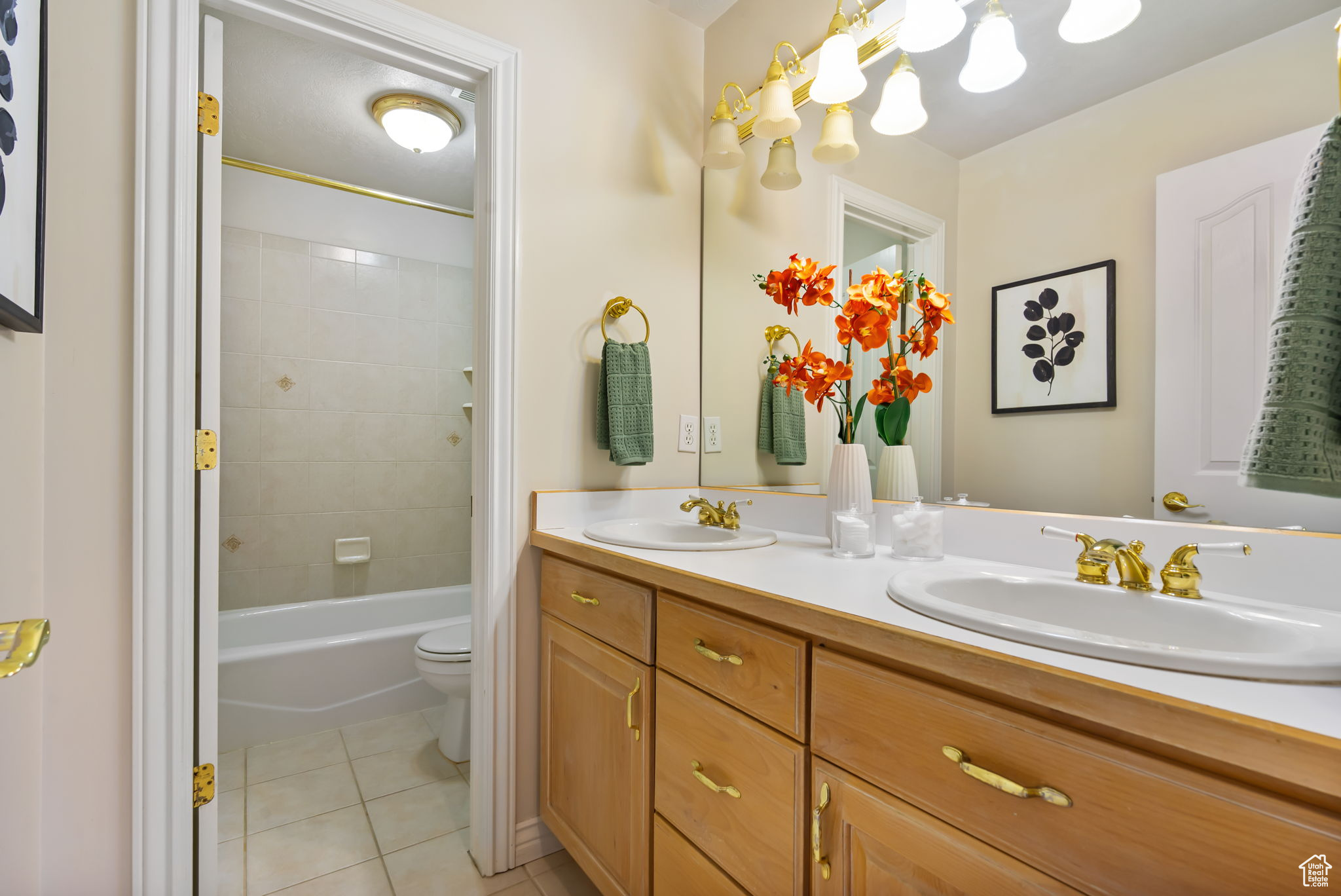 GARDENS OF MOUNTAIN VIEW - Residential