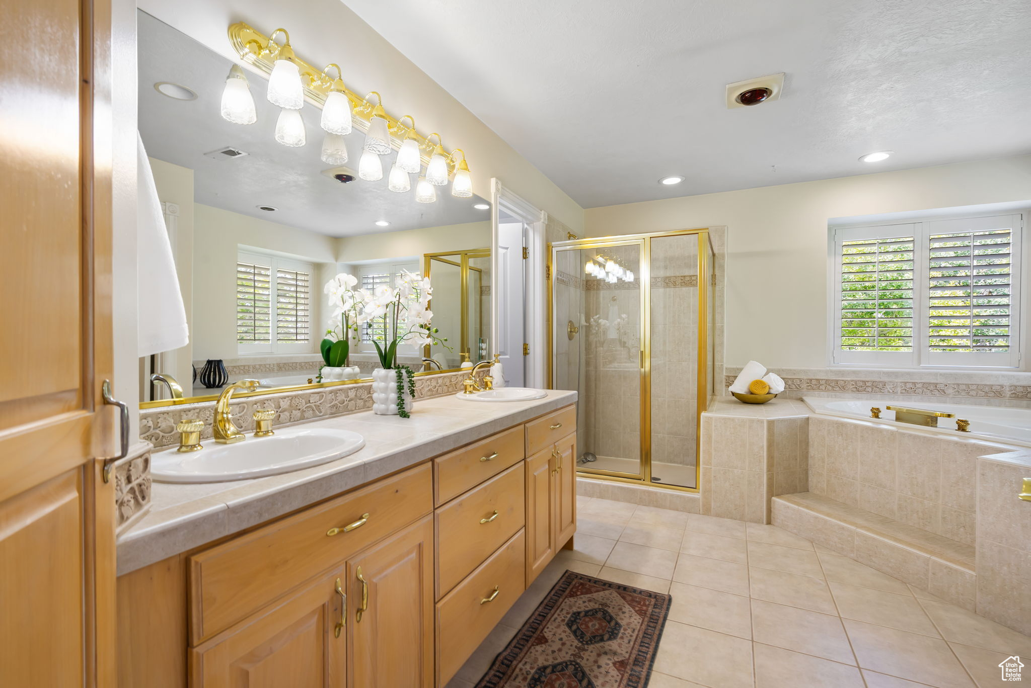 GARDENS OF MOUNTAIN VIEW - Residential
