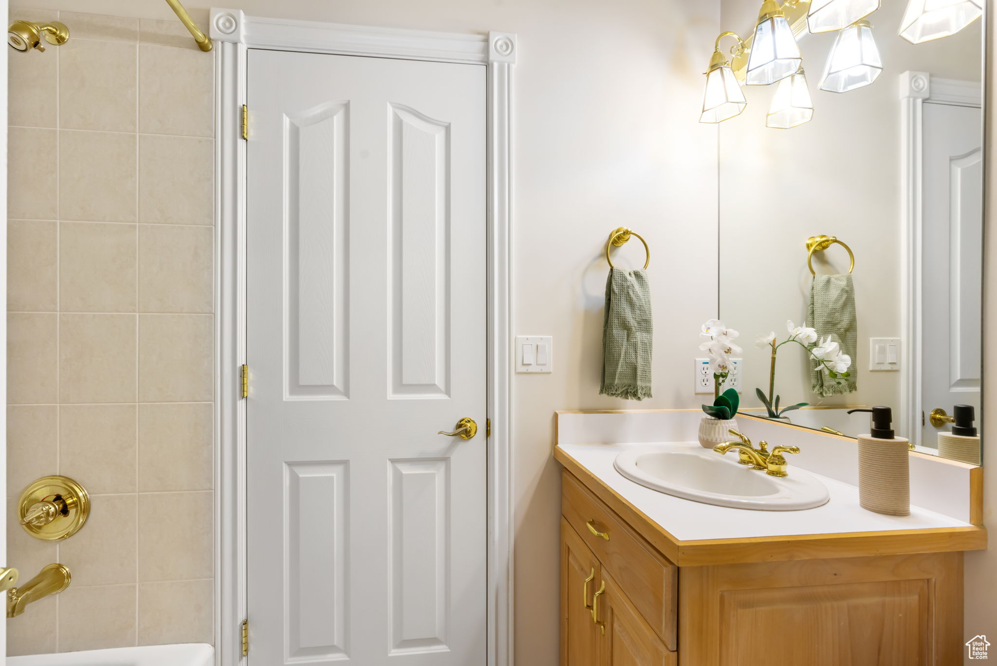 GARDENS OF MOUNTAIN VIEW - Residential