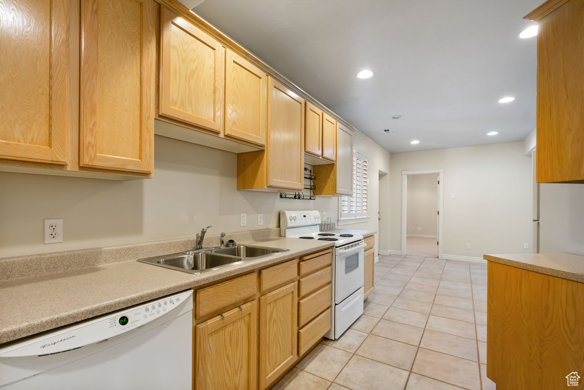 GARDENS OF MOUNTAIN VIEW - Residential