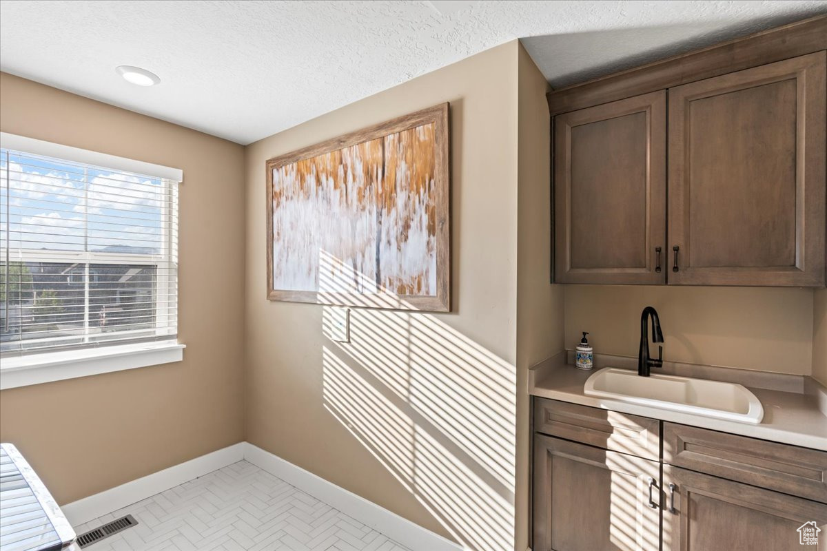 WANDER - Residential