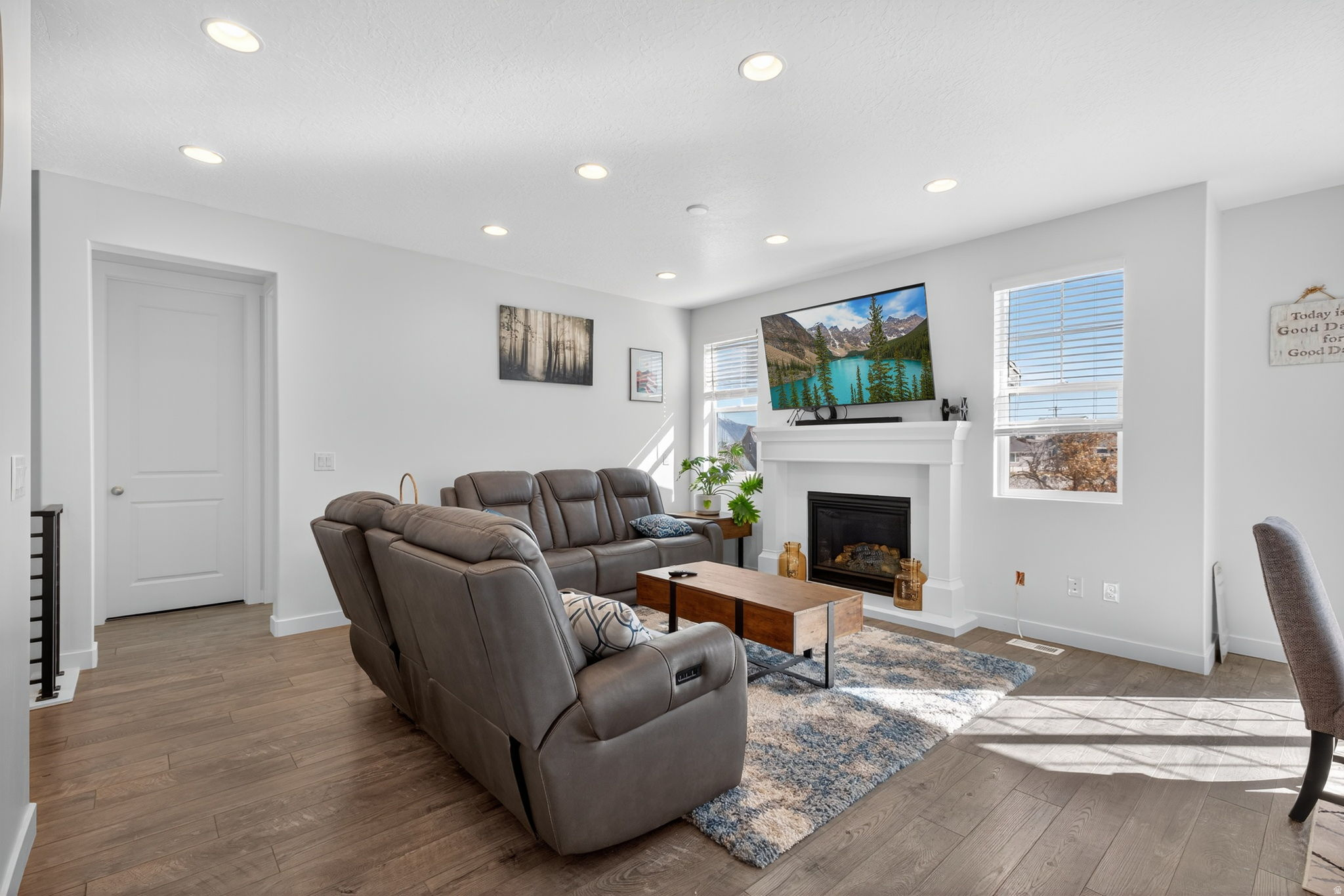 HIDDEN OAKS - Residential