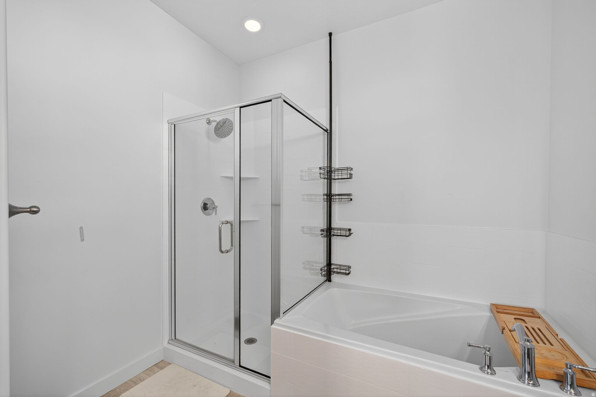 HIDDEN OAKS - Residential