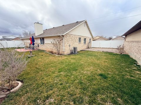 Tiny photo for 748 W 4075 S, Riverdale, UT 84405 (MLS # 2137755)