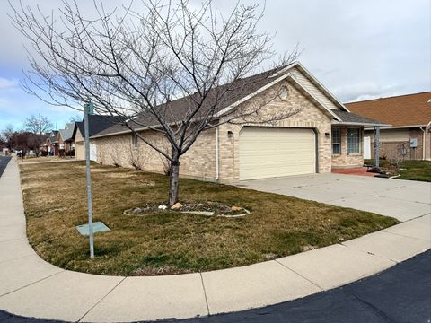 Tiny photo for 748 W 4075 S, Riverdale, UT 84405 (MLS # 2137755)