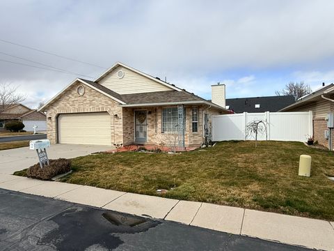 Tiny photo for 748 W 4075 S, Riverdale, UT 84405 (MLS # 2137755)