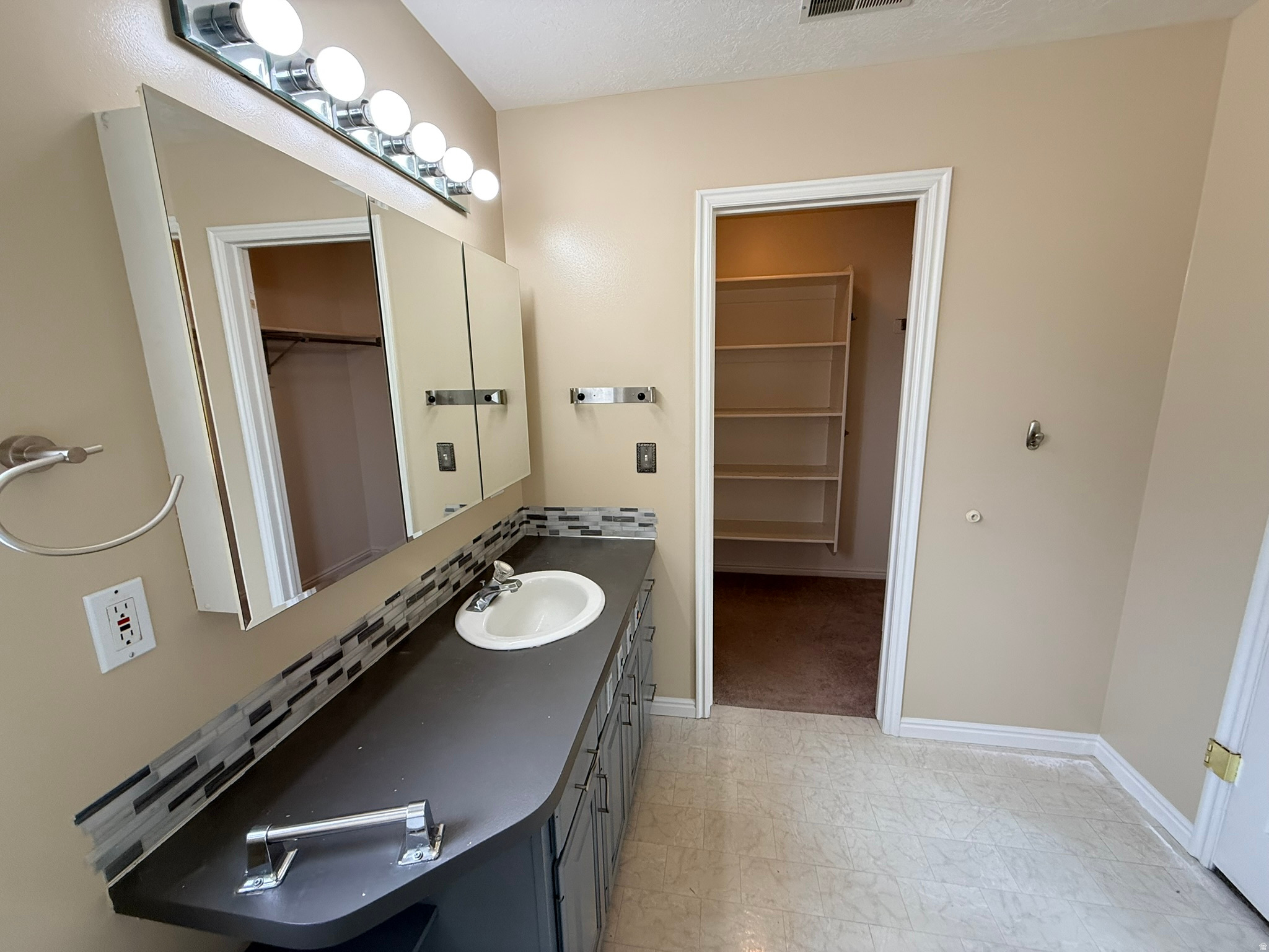 SHADY GROVE PHASE 1 - Residential