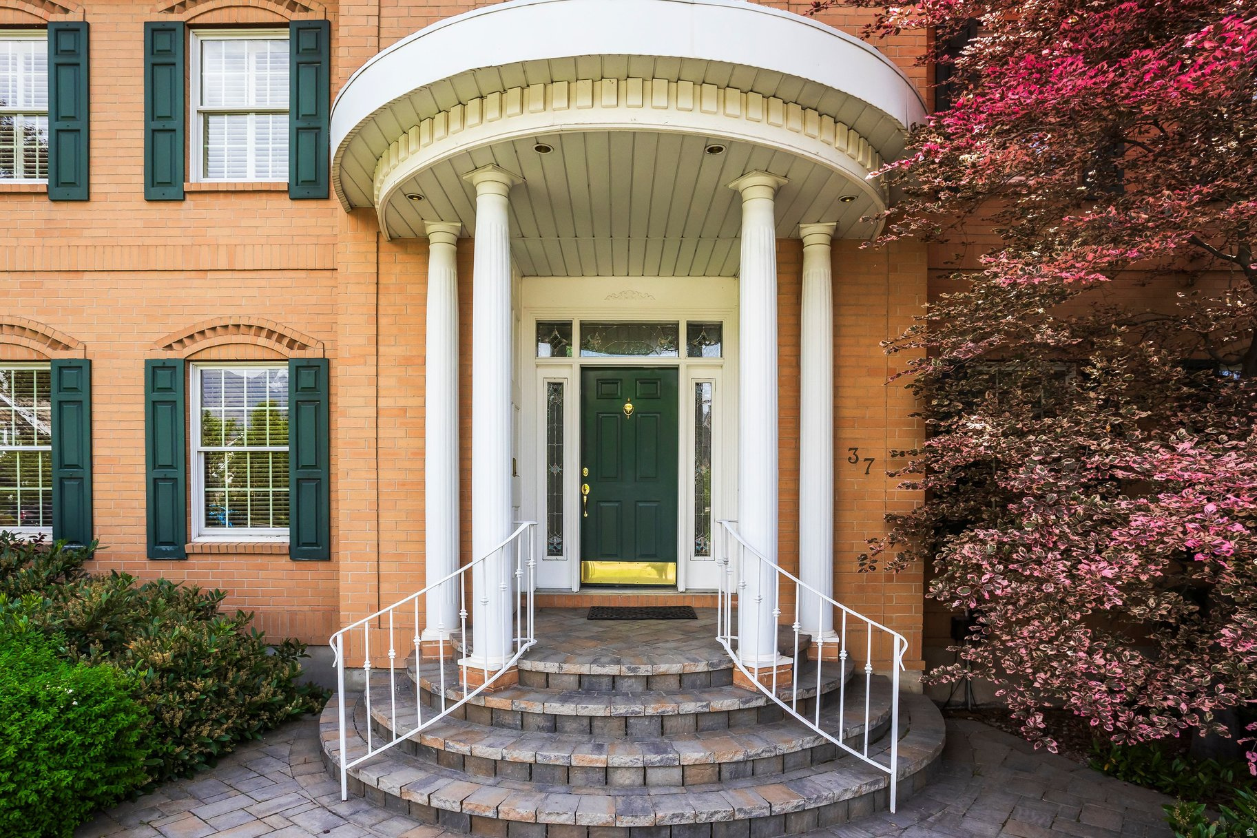 STONEWOOD - Residential