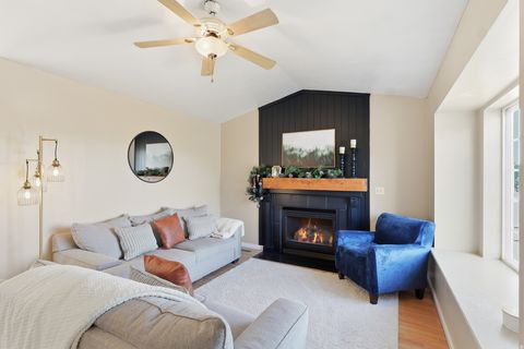 Tiny photo for 240 E 100 S, Richmond, UT 84333 (MLS # 2127233)