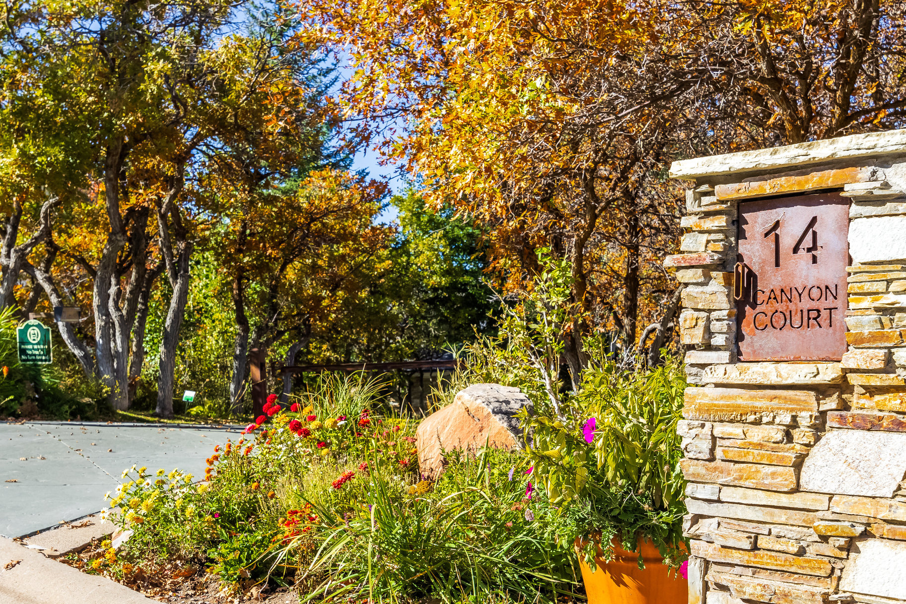 ASPEN SPRINGS RANCH - Residential