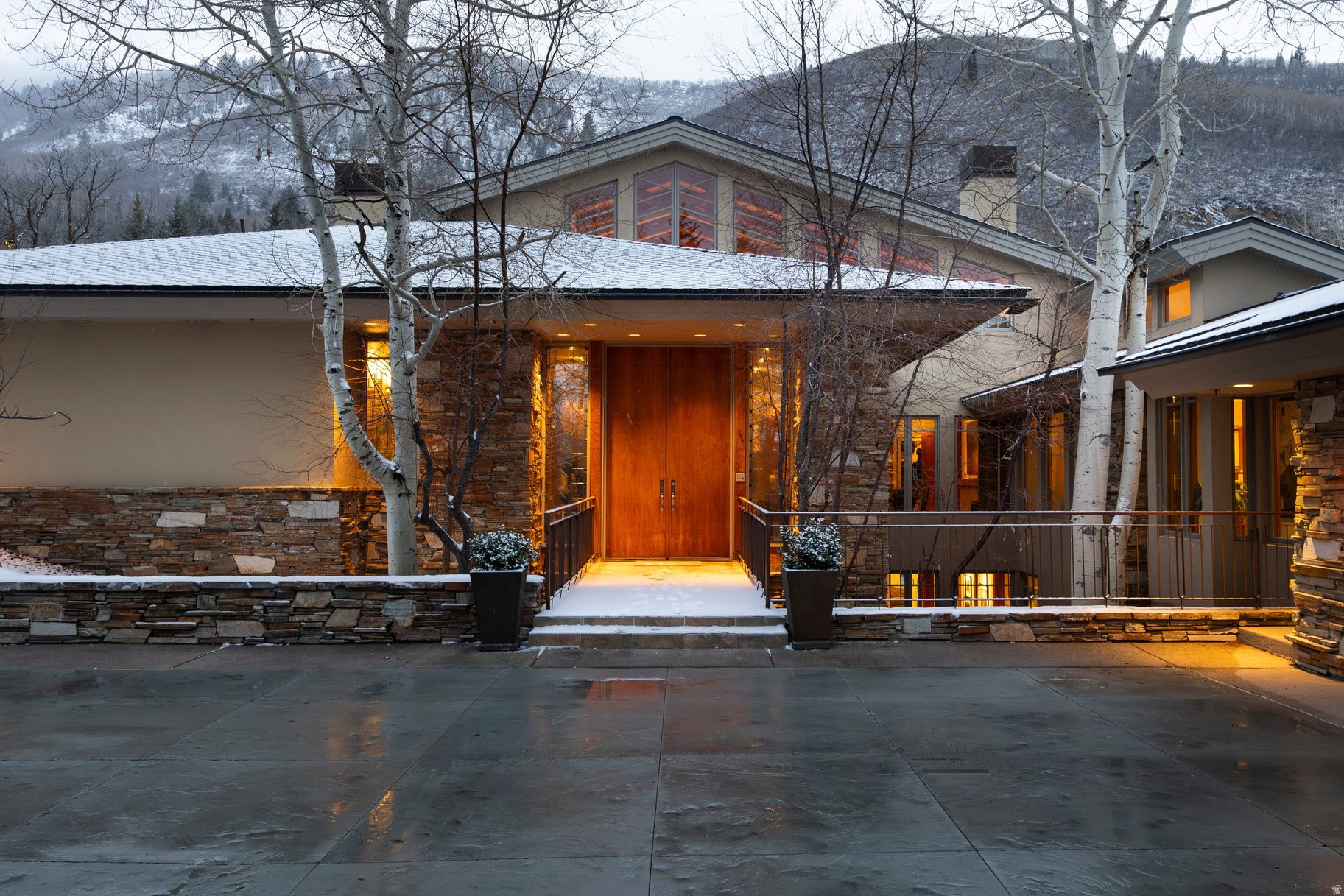 ASPEN SPRINGS RANCH - Residential