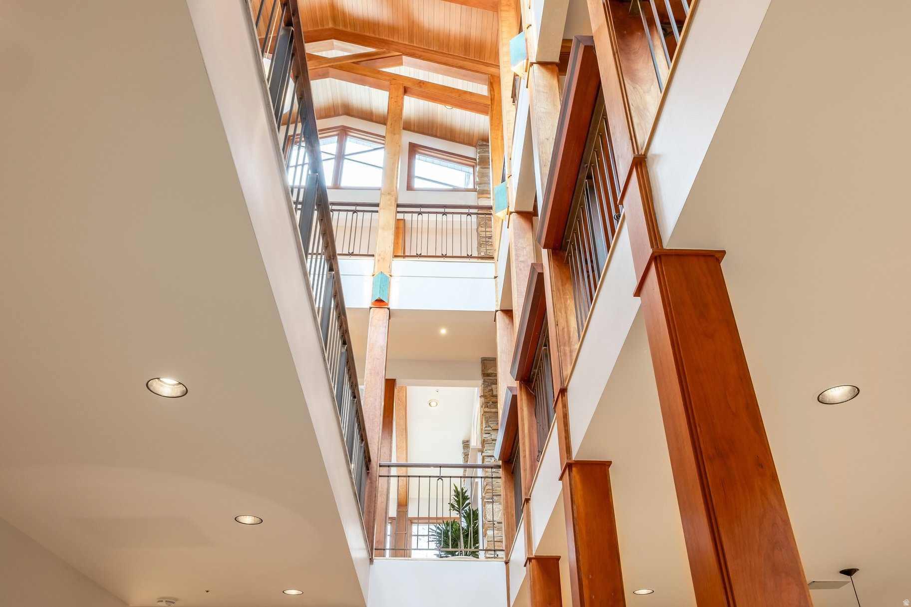 ASPEN SPRINGS RANCH - Residential