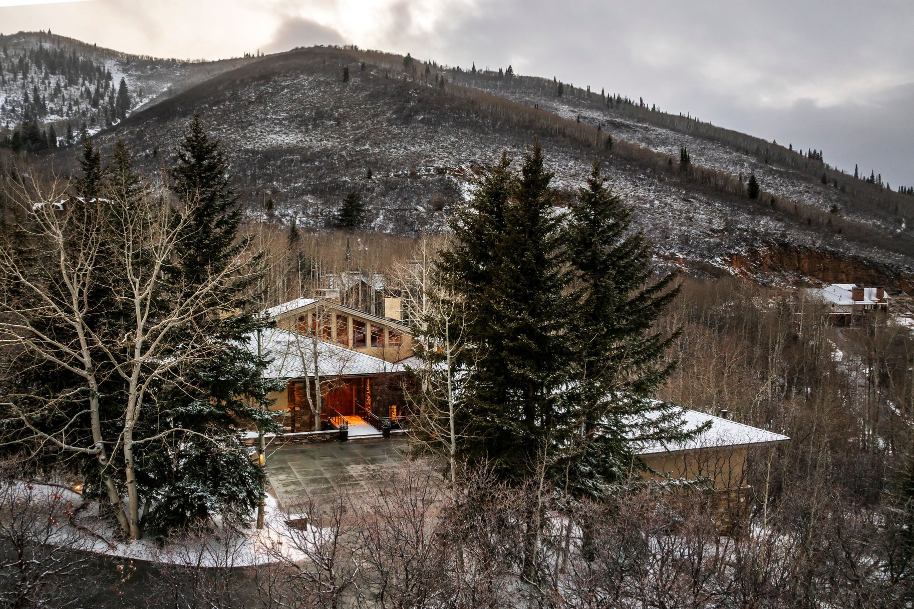 ASPEN SPRINGS RANCH - Residential