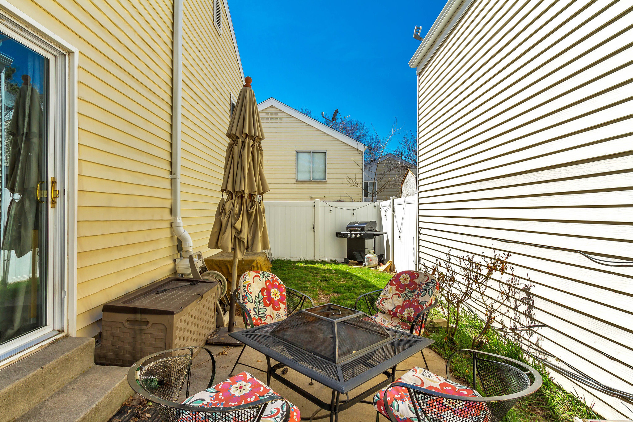 SUNNYBROOK - Residential
