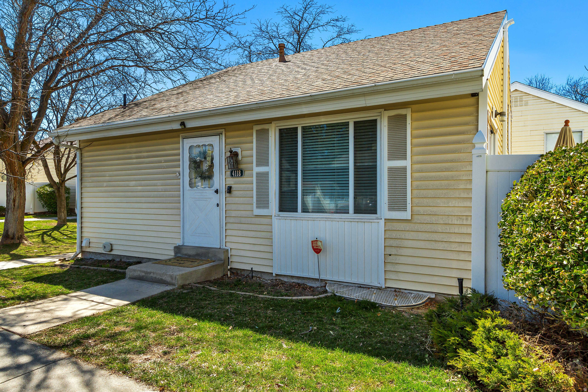 SUNNYBROOK - Residential