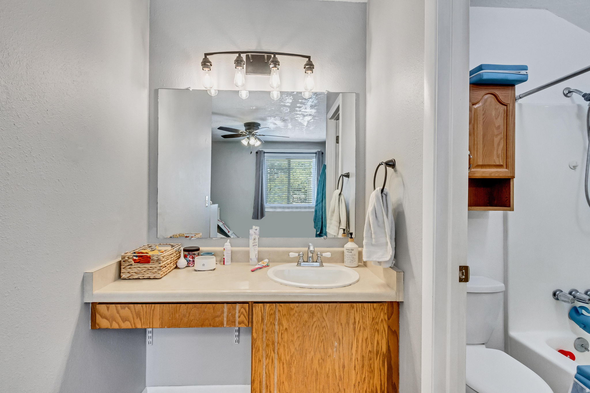 SUNNYBROOK - Residential
