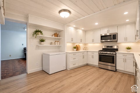 Tiny photo for 235 S 900 E, Kaysville, UT 84037 (MLS # 2186899)