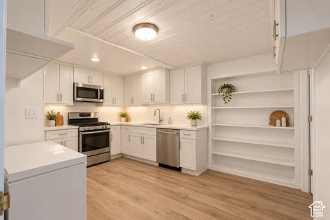 Tiny photo for 235 S 900 E, Kaysville, UT 84037 (MLS # 2186899)
