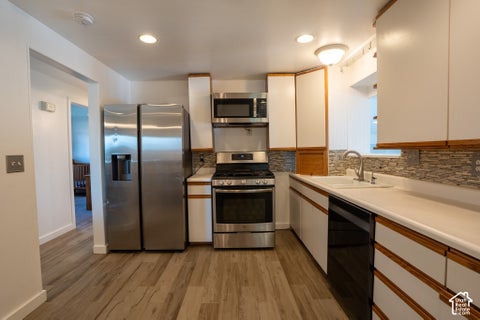 Tiny photo for 235 S 900 E, Kaysville, UT 84037 (MLS # 2186899)