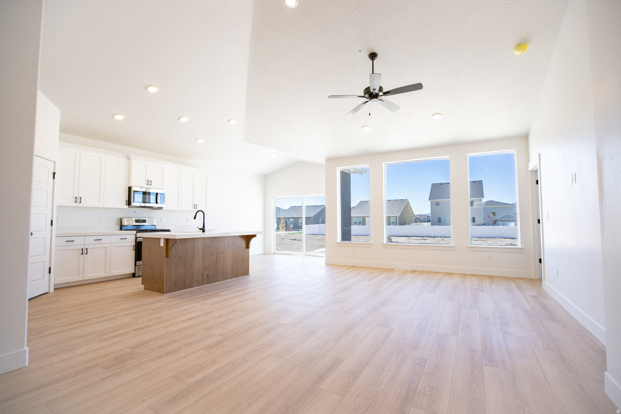 PARKWAY FIELDS SINGLES 2 - Residential