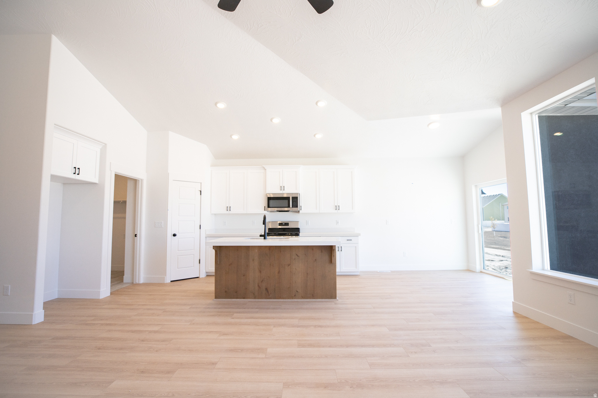 PARKWAY FIELDS SINGLES 2 - Residential