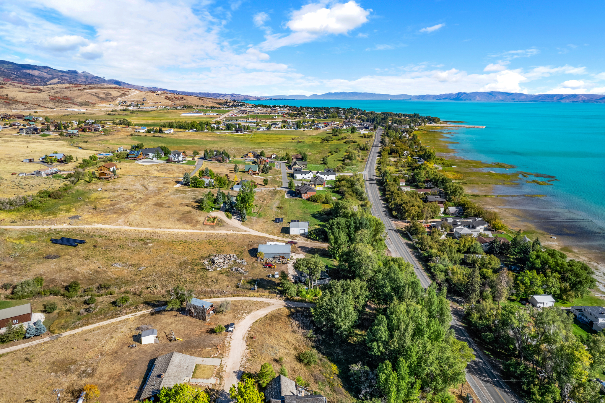 LAKE EDGE HILLS - Land