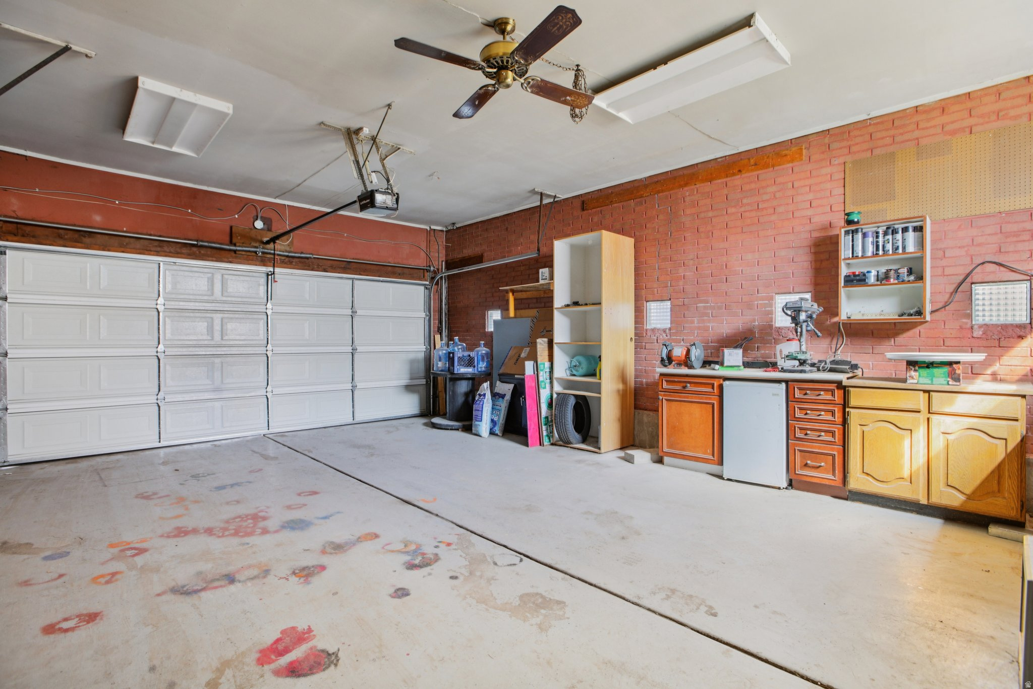 OQUIRRH HILLS - Residential