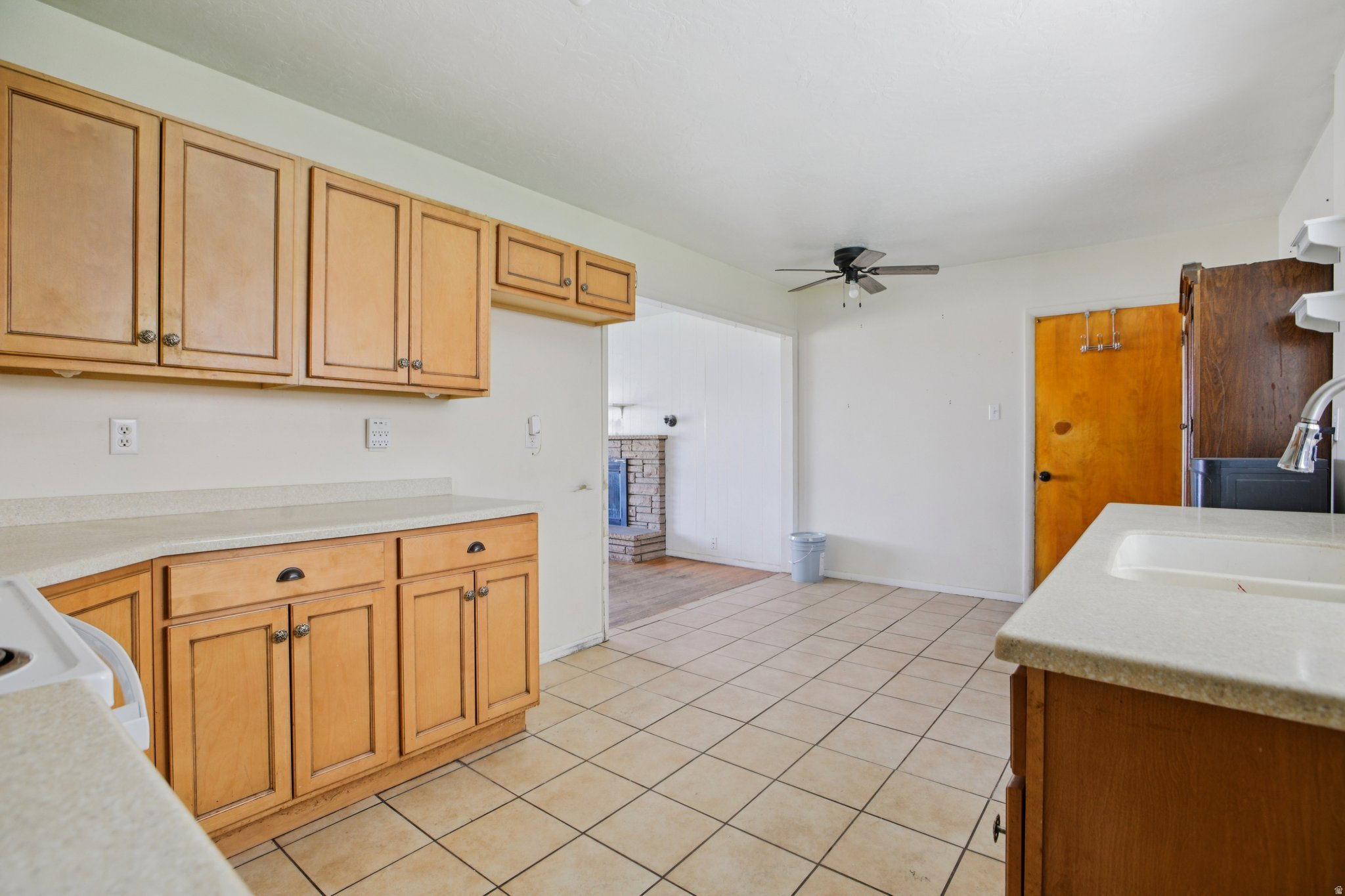 OQUIRRH HILLS - Residential