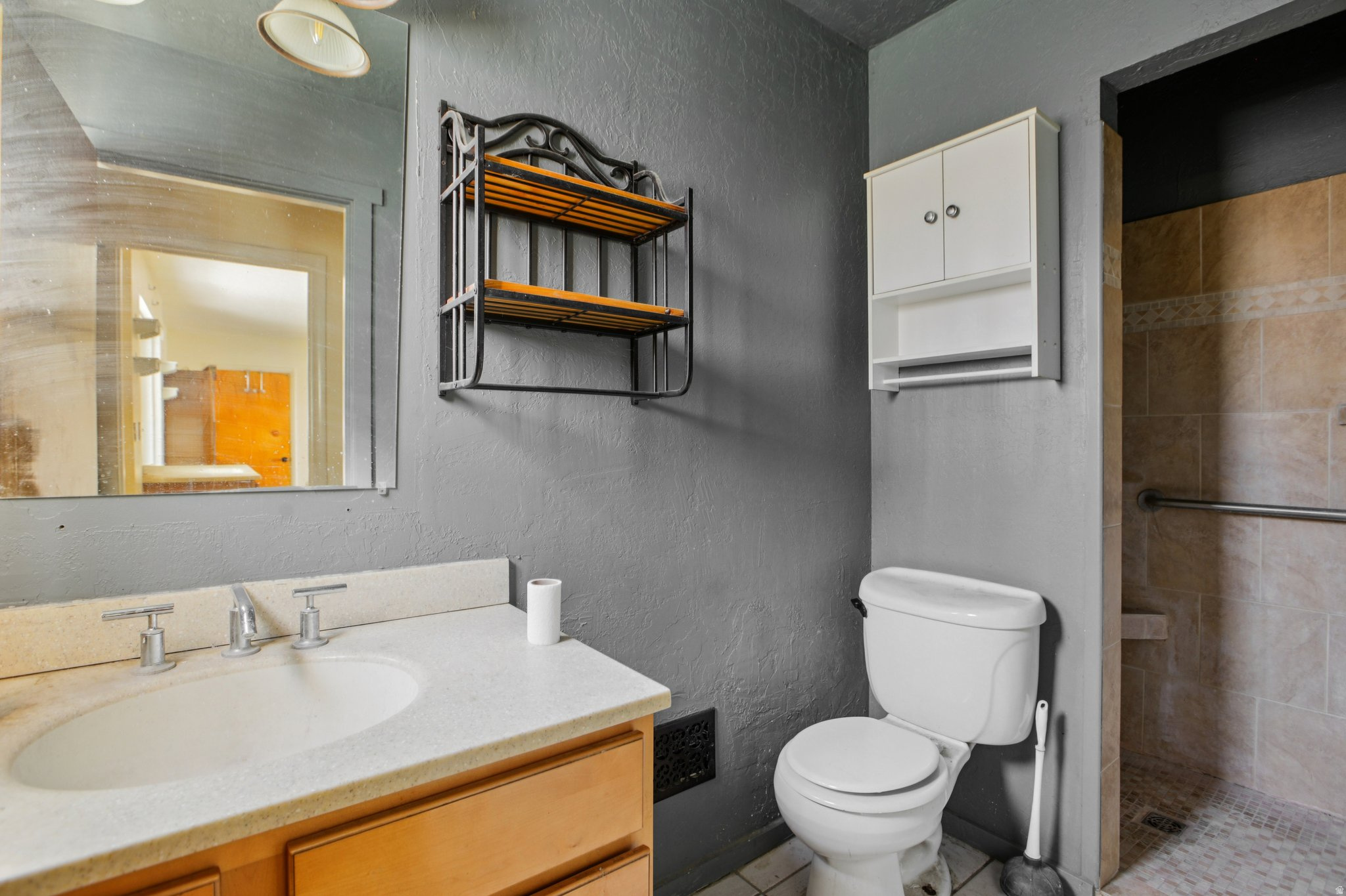 OQUIRRH HILLS - Residential