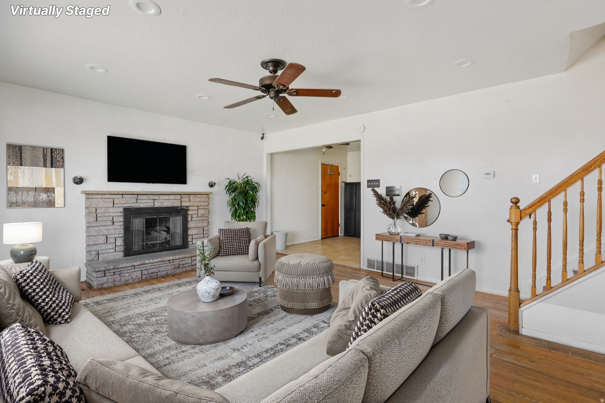 OQUIRRH HILLS - Residential