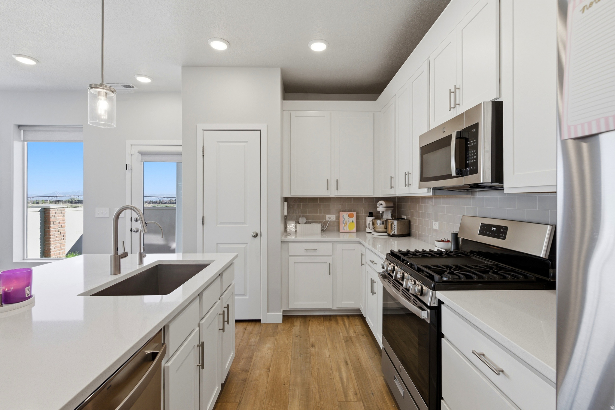 RIDGEVIEW - Residential