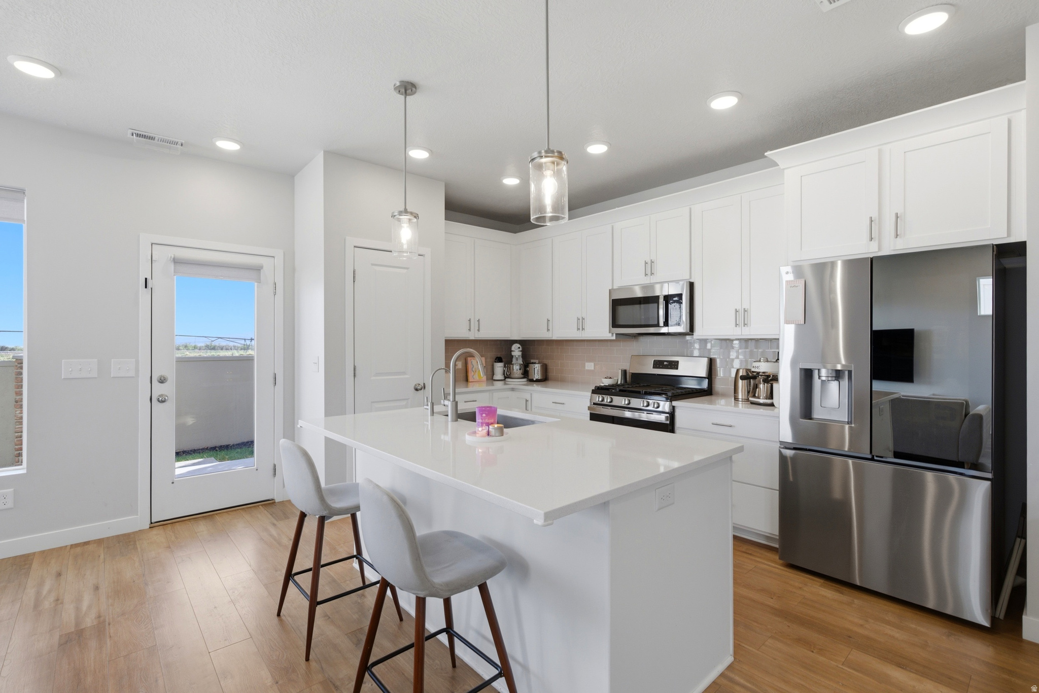 RIDGEVIEW - Residential