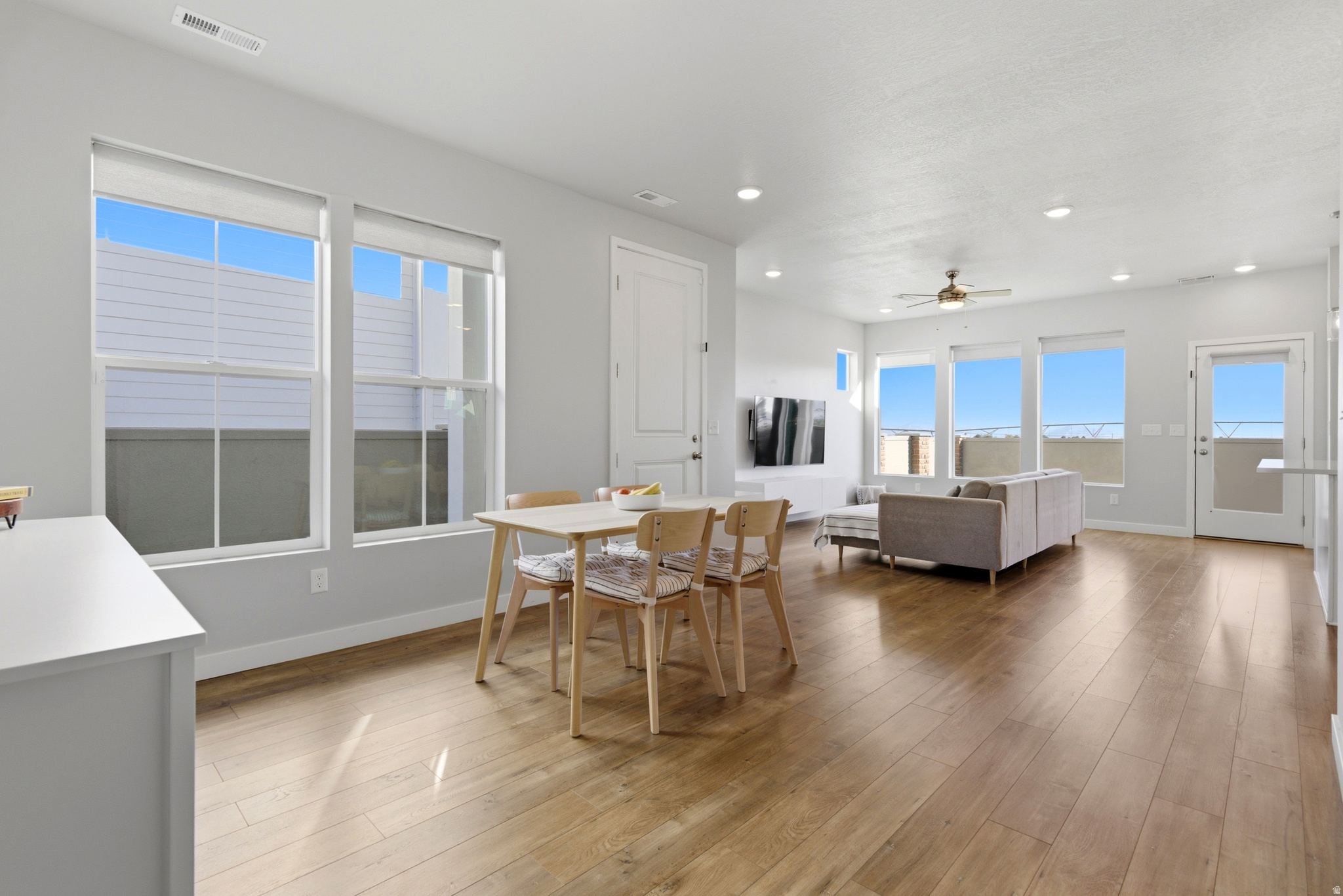 RIDGEVIEW - Residential