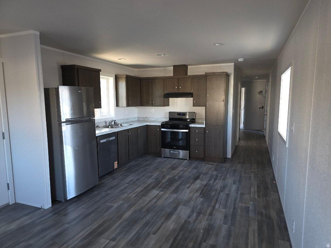 HIDDEN GLEN MOBILE ESTATES - Residential