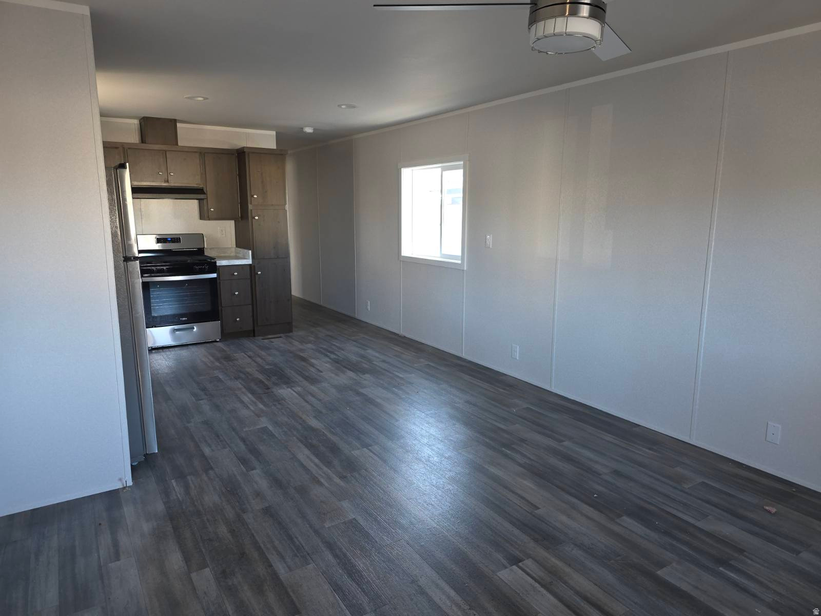 HIDDEN GLEN MOBILE ESTATES - Residential