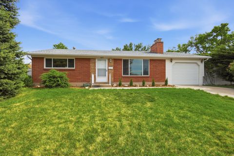 Photo of 3677 W KEWANEE DR, West Valley City, UT 84120 (MLS # 2153536)