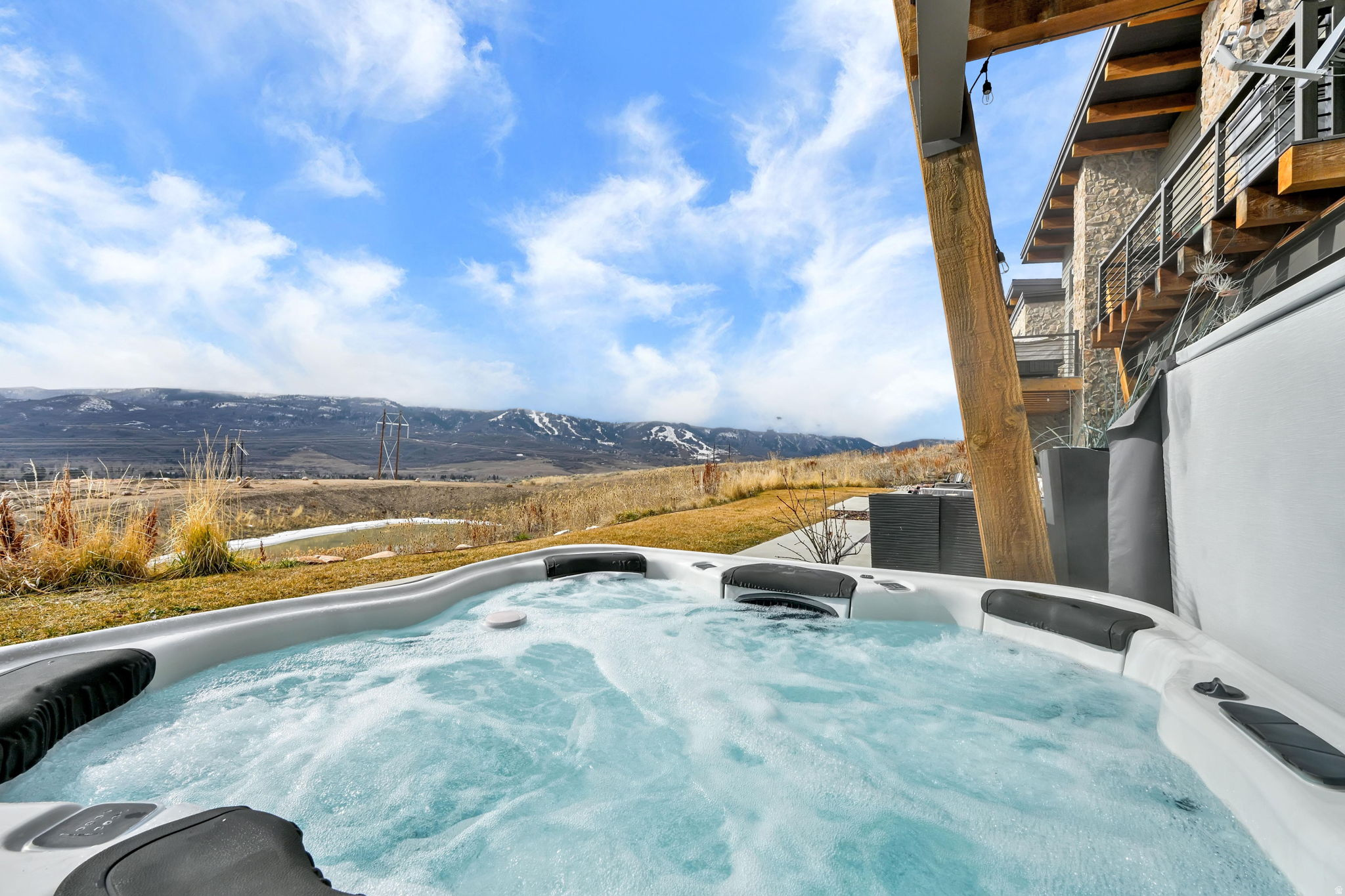 THE RIDGE TOWNHOMES - Residential