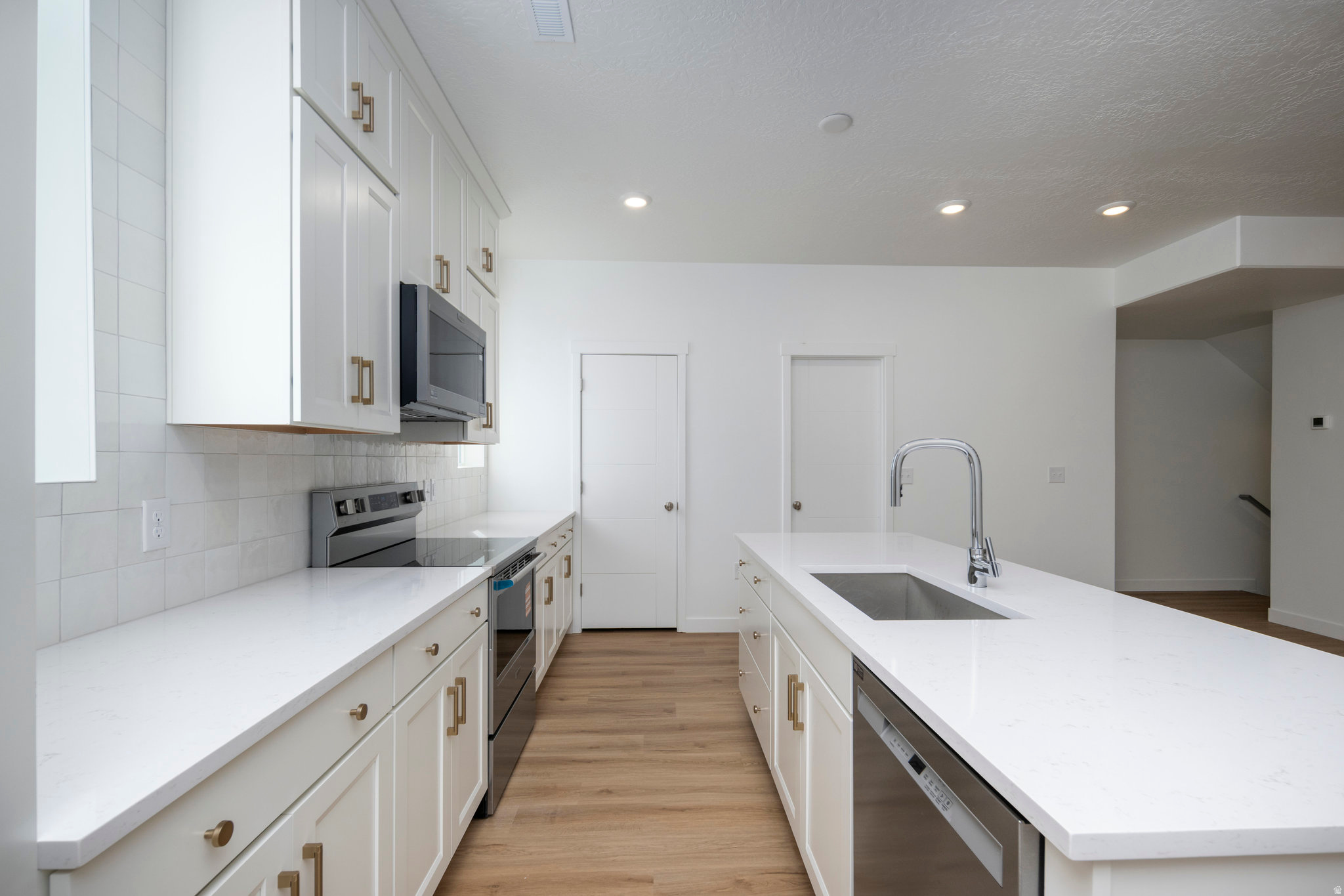 BULLION - Residential